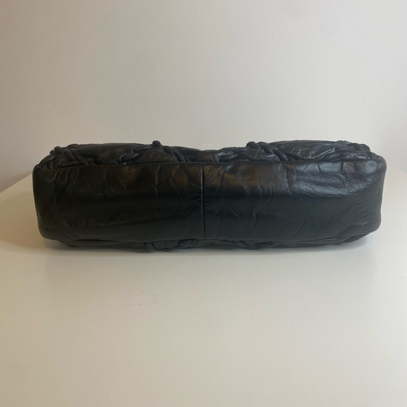 SOLD❌ Authentic Chanel Ultra Stitch Bag - Picture 8 of 16